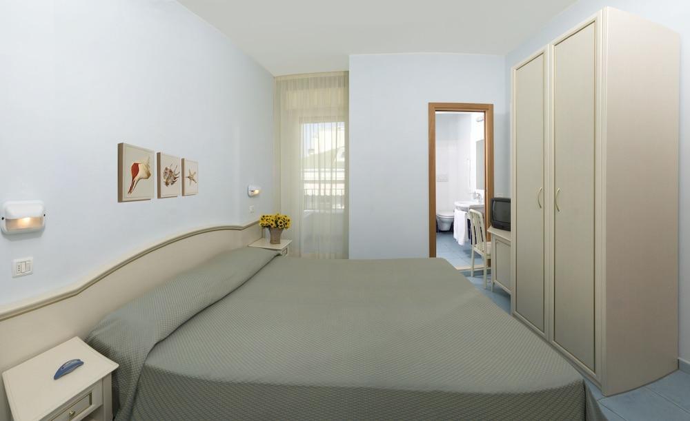 Hotel Belmar Cattolica Exterior photo